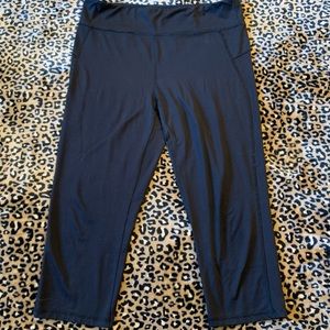 Women’s Yoga, Capri Legging by Aeropostale!